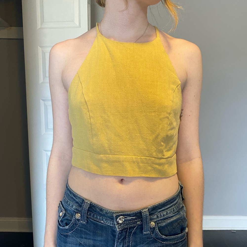 Gold cropped cross-back shirt
